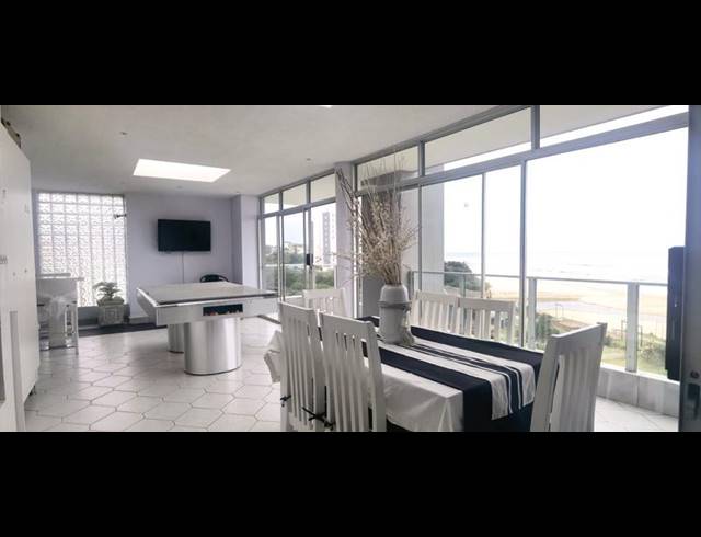 4 BEDROOM APARTMENT FOR SALE IN MARGATE BEACH